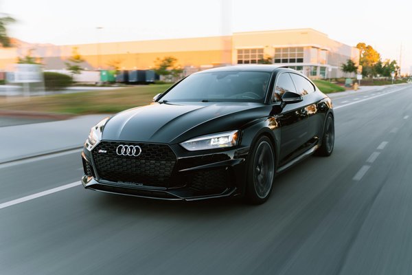 Unverzichtbare Trendteile, die die Modewelt von morgen gestalten