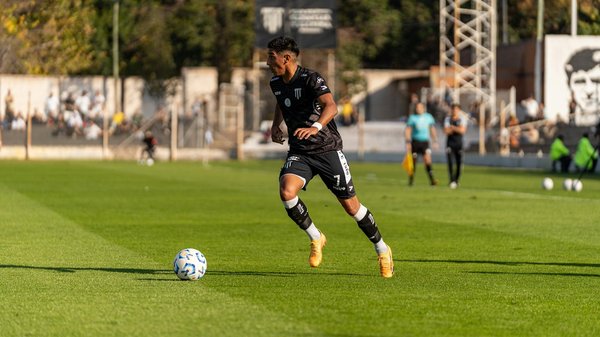 Wie KI-basierte Spracherkennung globale Geschäftskommunikationsbarrieren sprengt